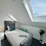 3 Bedroom Luxury Сasa de vacaciones *