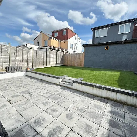 3 Bedroom Luxury * Bristol